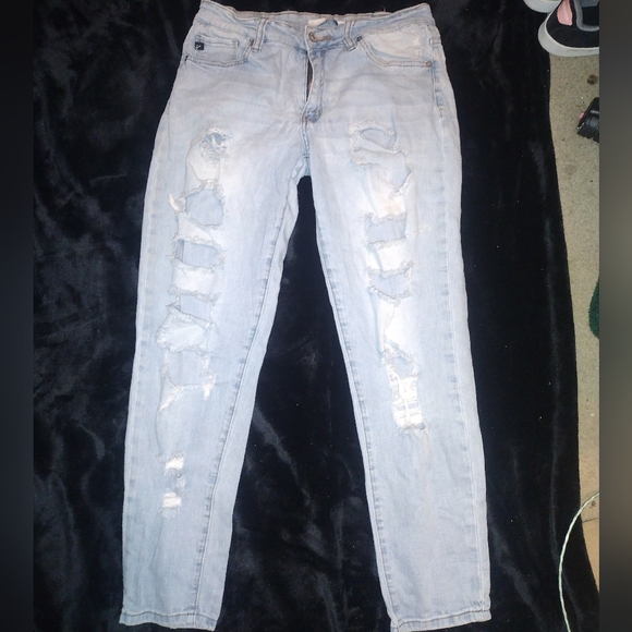 KanCan Ripped Jeans - Picture 2 of 5